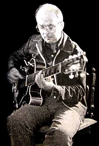 George Golla plays his Maton GE-7