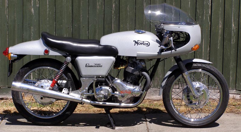 1970 Norton Commando Fastback right side view 