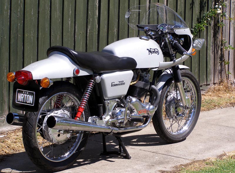 1970 Norton Commando Fastback rear 3/4 right view 